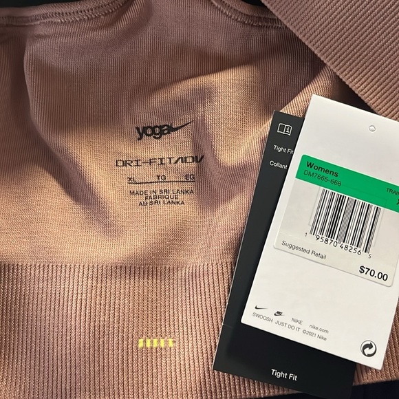 NWT Nike Yoga Dri-Fit ADV. Size XL - Picture 9 of 9
